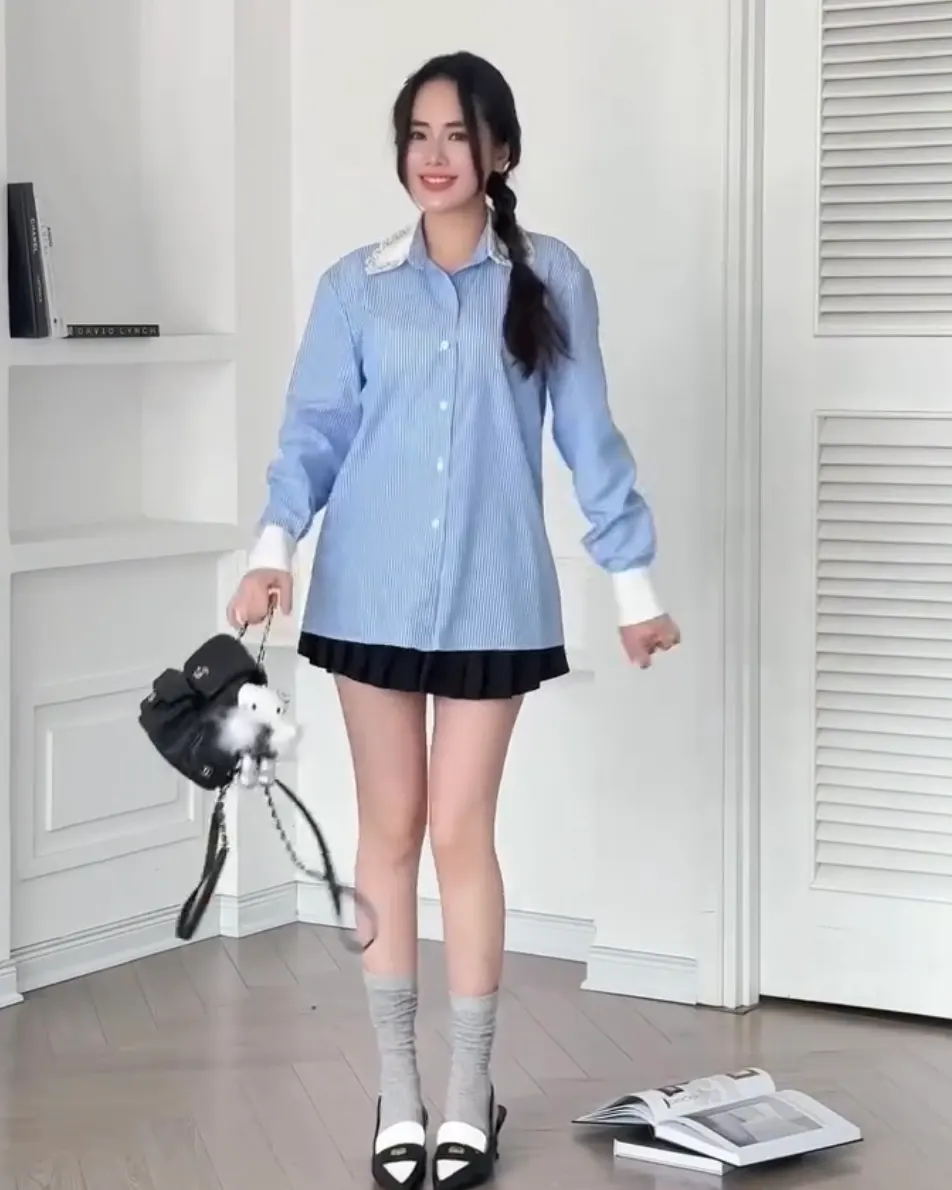 Lowe Blouse เสื้อ+กระโปรง