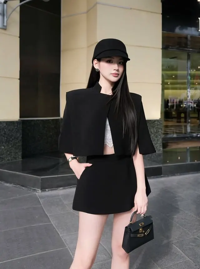 เสื้อ + กระโปรงกางเกง