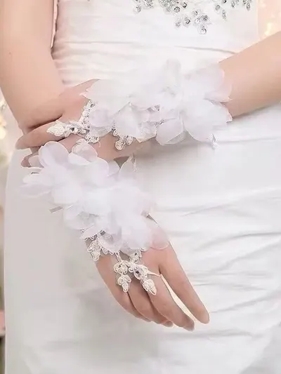 ถุงมือ 1