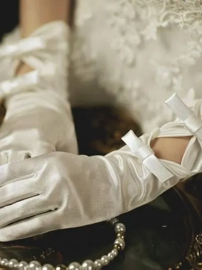 ถุงมือ 1