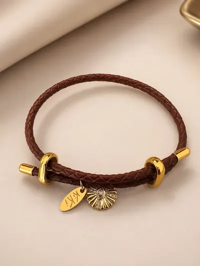 สร้อยข้อมือถัก Kiki 1