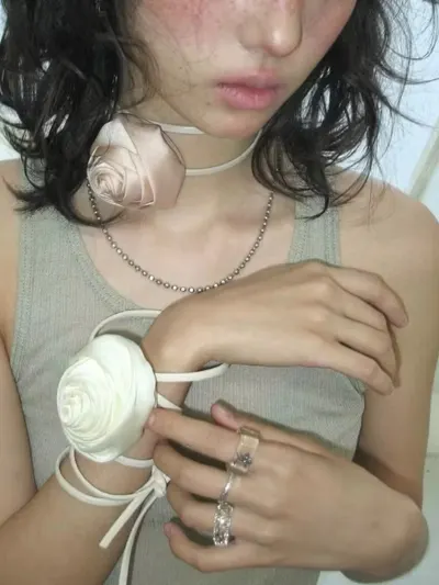 สร้อยคอ 2