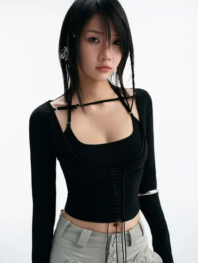 BISOU LONG SLEEVE TOP (BLACK)
DESMON PANTS 2