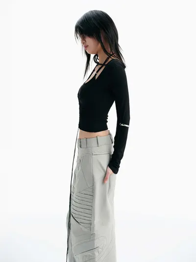 BISOU LONG SLEEVE TOP (BLACK)
DESMON PANTS 3