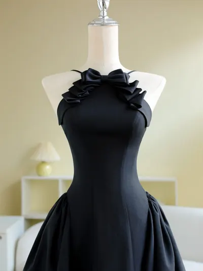 ISABEL DRESS แม็กซี่เดรสสายเดี่ยวคล้องคอ 4