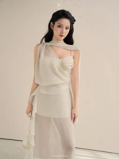 เดรสยาว + ชุดซับสีครีม 2