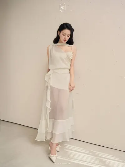 เดรสยาว + ชุดซับสีครีม 3