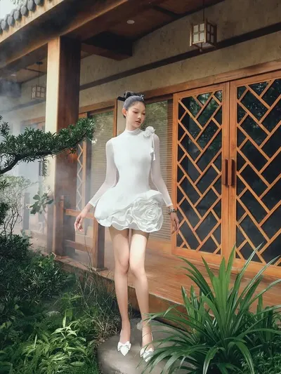 เดรส  Rose White 5