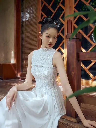 Chloe Dress 2
