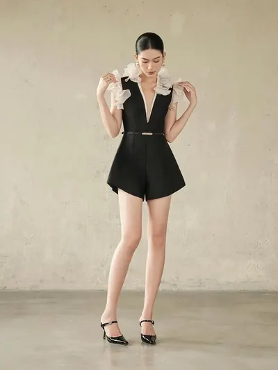 MAET JUMPSUIT + เข็มขัด 6