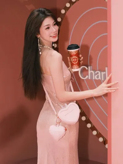 Newin กริตเตอร์ส่งแมสได้นะคะ 4