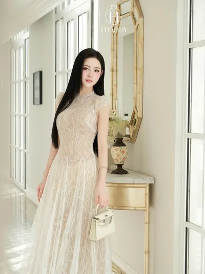 CHAU HY เดรสลูกไม้สีครีมแขนสั้น 3