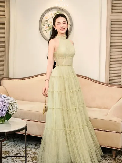 CHAU HY ชุดเดรสยาวคล้องคอสีเขียวพาสเทล 4