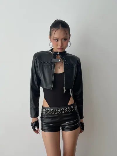 Is Me ชุดเซ็ท Leroy 21 Biker Jacket และ Gigi Shorts 7