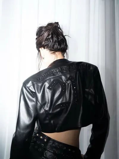 Is Me ชุดเซ็ท Leroy 21 Biker Jacket และ Gigi Shorts 10