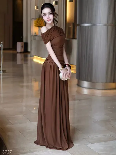 Obibi Brand - เดรสปาดไหล่สีน้ำตาล 3
