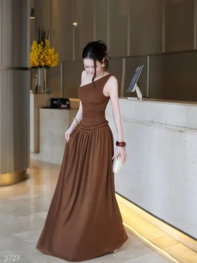 Obibi Brand - เดรสปาดไหล่สีน้ำตาล 5