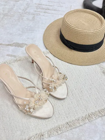Flora Heels 4