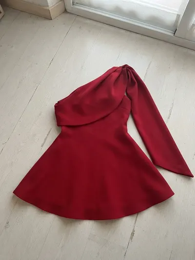 ♥️♥️♥️ สีแดง Lucie Dress 6