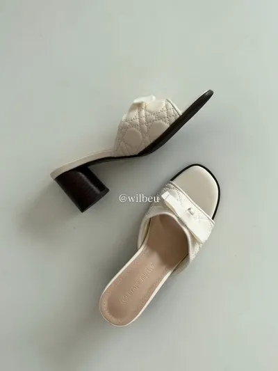 Daisy Heels 3