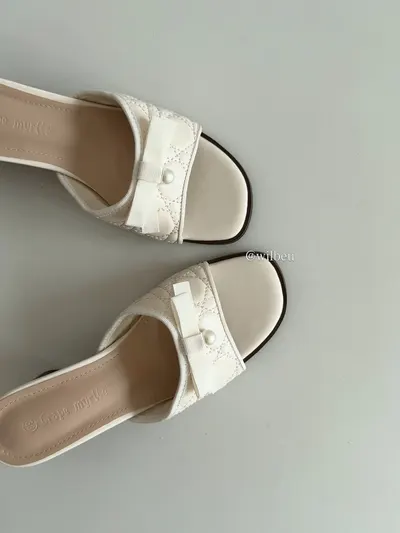 Daisy Heels 2