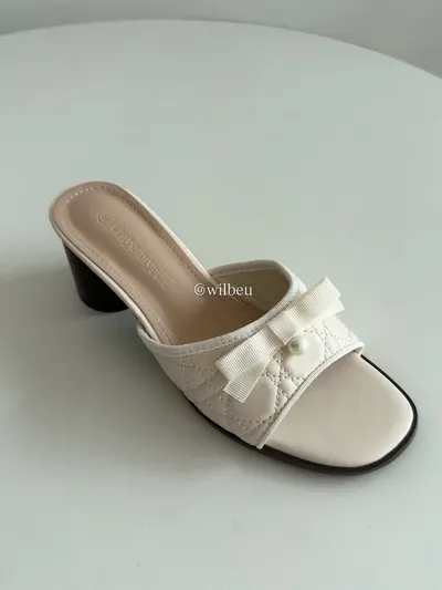 Daisy Heels 6