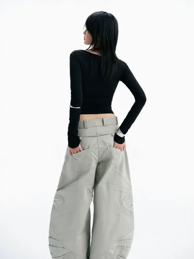 BISOU LONG SLEEVE TOP (BLACK)
DESMON PANTS 5