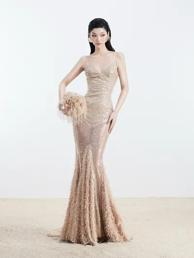 เดรสยาวสายเดี่ยวกลิตเตอร์หรูหรา 8