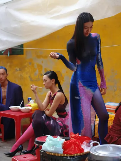 BONG Gradient High Neck Split Dress 10