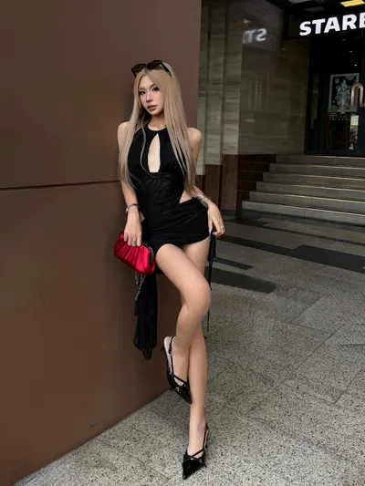Calie Dress - Black 3