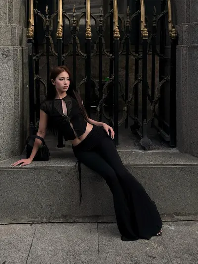 Roselle Top & Raven Pants Set 6