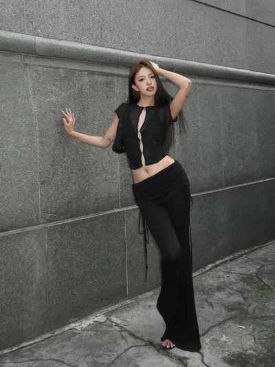Roselle Top & Raven Pants Set 5