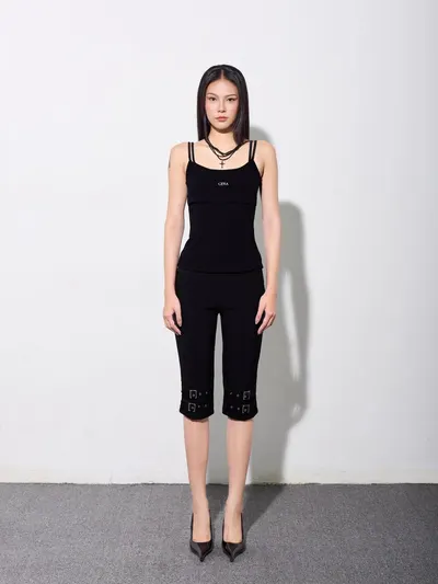 CERA Iconic Top & Skinny Bermuda Pants Set 2