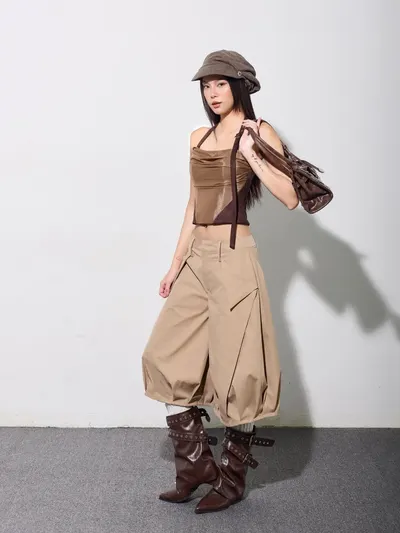 Mika Corset & Skinny Bermuda Pants Brown Set 2