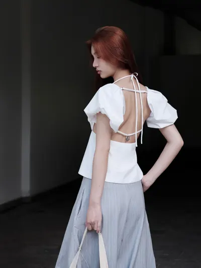 เสื้อ Beau Top ( white ) กางเกง LUFT PANTS (GREY BLUE STRIPES) 2